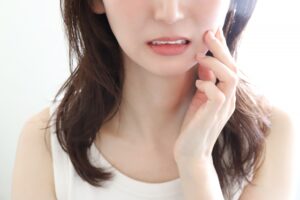 尼崎市南武庫之荘のきりん接骨鍼灸院です。食いしばりの原因